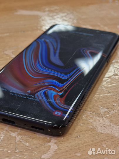 Samsung Galaxy S9, 4/64 ГБ