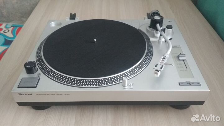 Проигрыватель винила