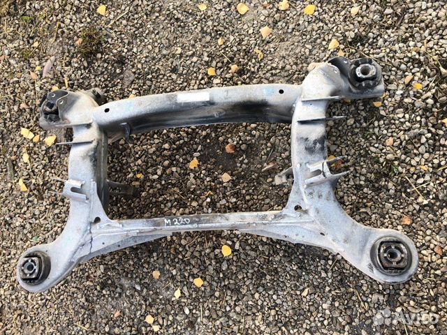 Подрамник задний Mercedes Benz S Class W220 4.3