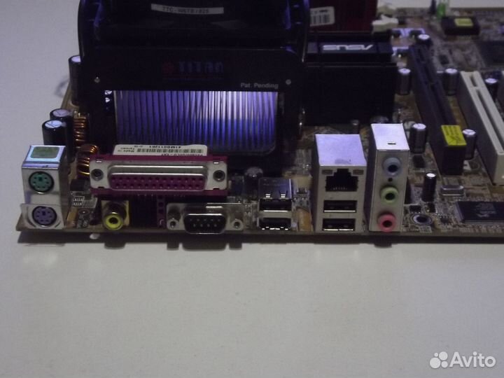 Материнская плата с процессором