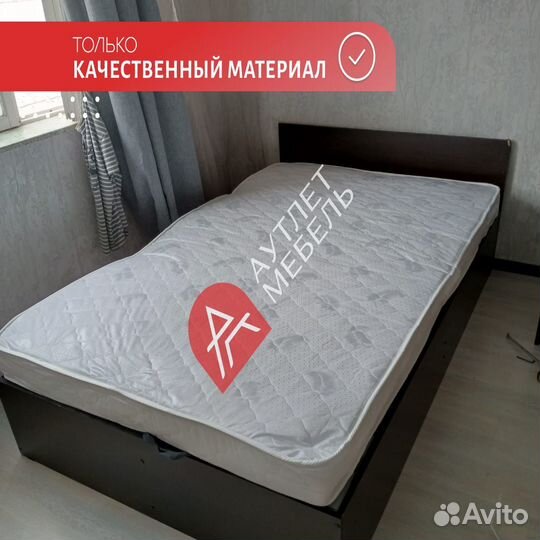 Кровать