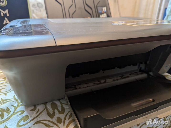 Принтер HP 2050A