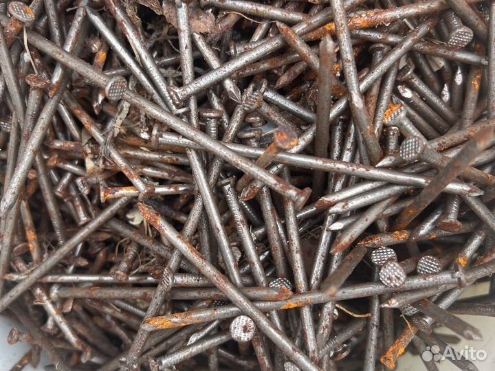 Гвозди ящик