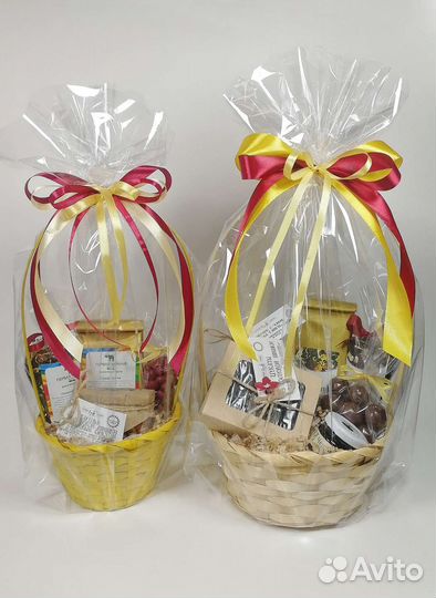 Подарок со вкусом - корзина с чаем и кофе