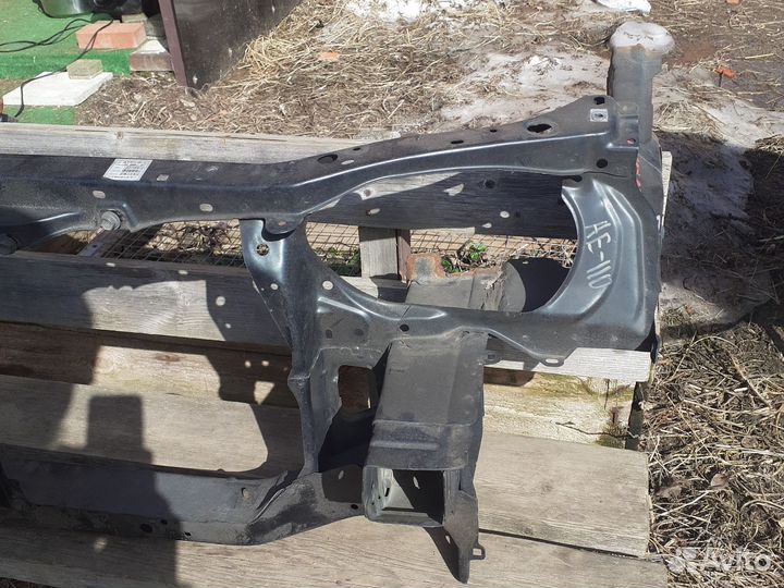 Панель передняя тойота королла AE 110