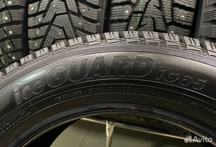 Yokohama IceGuard Stud IG65 225/65 R17 106T