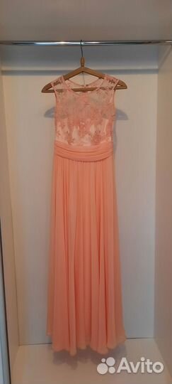 Женское платье 42 44 размер