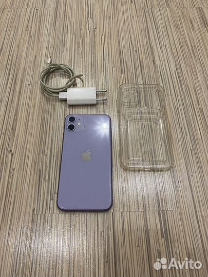 iPhone 11, 64 ГБ