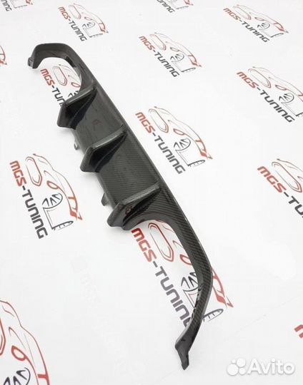 Диффузор M-Perfomance для BMW M4 F82 Карбон