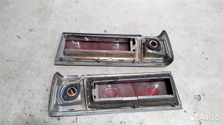 Фонарь задний км-т Toyota Crown S130