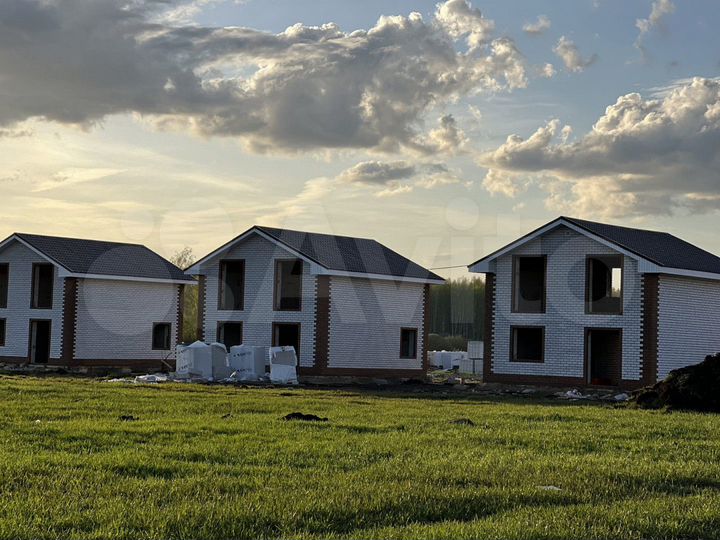 Дом 105 м² на участке 8,3 сот.