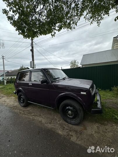 LADA 4x4 (Нива) 1.7 МТ, 2002, 180 000 км