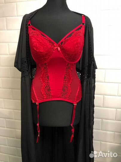 Бюстье Hunkemoller (Нидерланды)