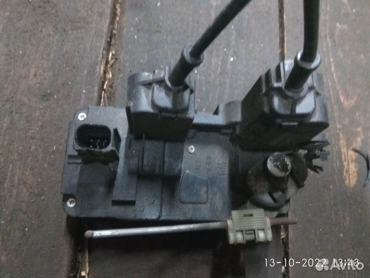 Замок двери задней правой Опель Вектра С 2007 год