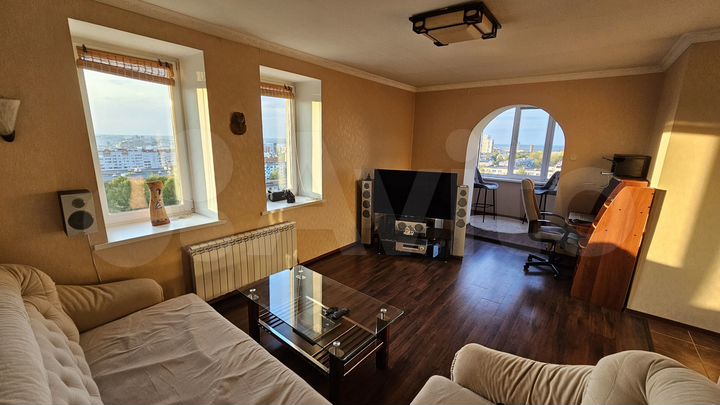 2-к. квартира, 70 м², 9/13 эт.