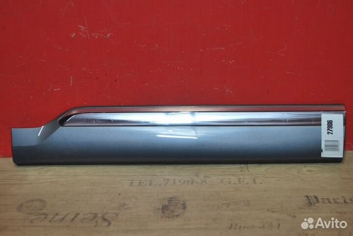 Молдинг двери задней правой Volvo Xc90