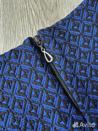 Кофта с баской Олмис 44