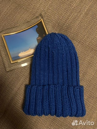 Вязаная шапка женская