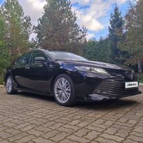 Toyota Camry 3.5 AT, 2018, 208 000 км, с пробегом, цена 2 750 000 руб.