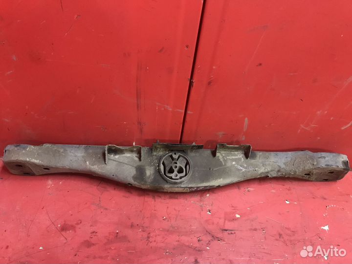 Кронштейн раздаточной коробки Audi Q7 4L 2006