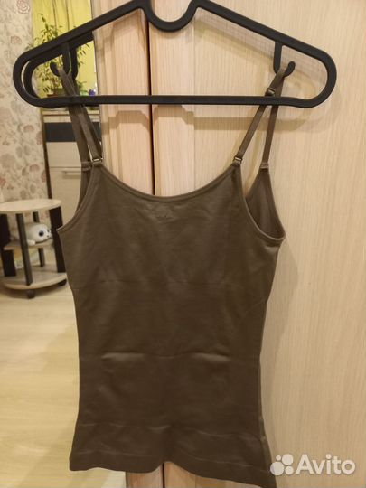 Топ майка утягивающяя Waistline 42