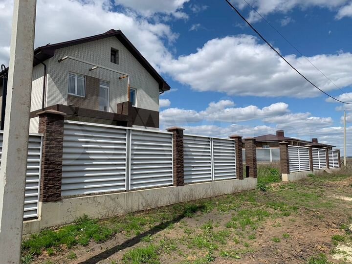 Коттедж 167,8 м² на участке 12 сот.