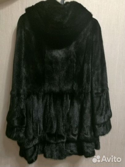 Новая норковая шуба цвет черный, размер 44