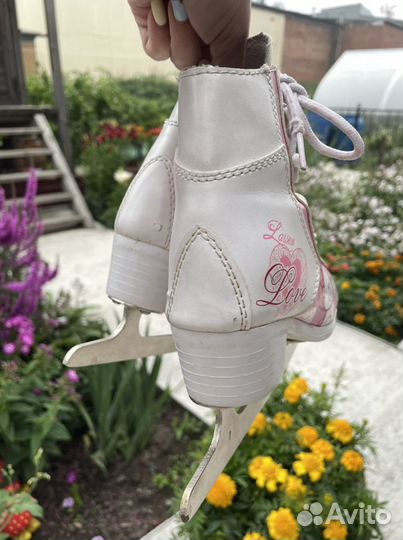 Коньки фигурные 30 размер