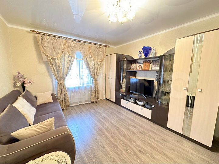 3-к. квартира, 85 м², 9/17 эт.