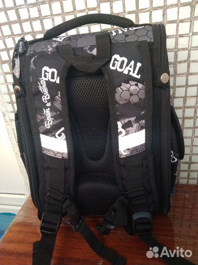 Портфель для первоклассника