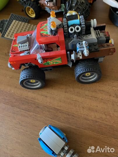 Lego Hiden side