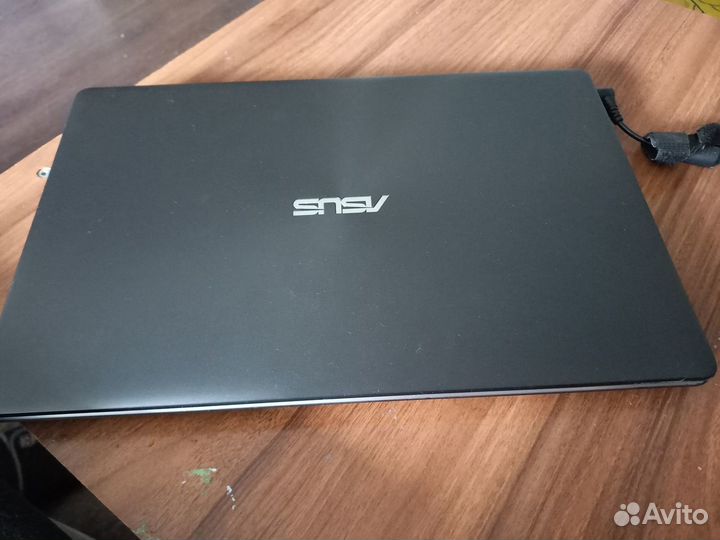 Ноутбук asus
