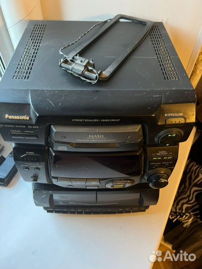 Музыкальный центр