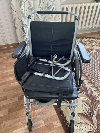 Коляска инвалидная