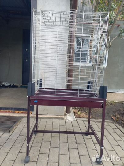 Клетка для больших попугаев