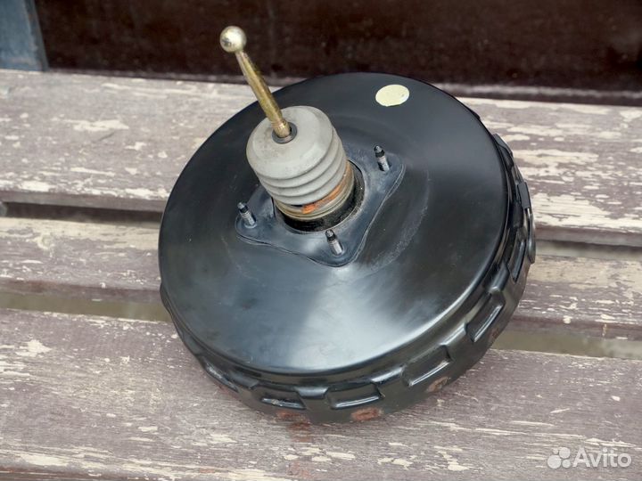 Усилитель тормозов вакуумный VW Transporter T5