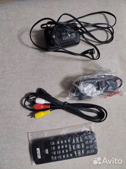 Портативный dvd проигрыватель