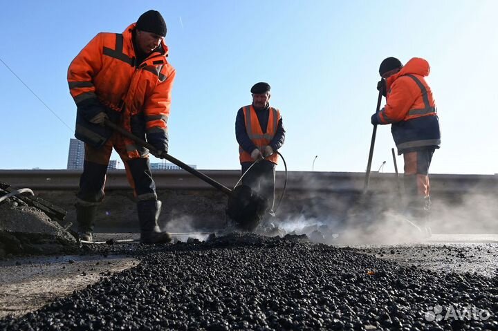 Дорожный рабочий. В г. Шумерля с пит+прож