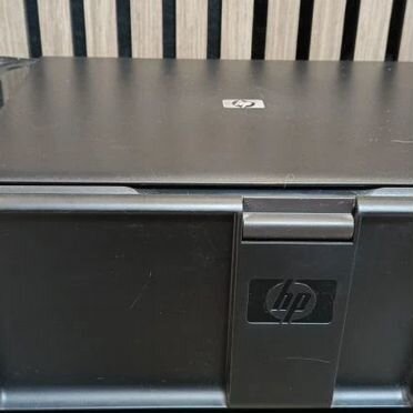 Цветной струйный принтер HP Deskjet F2483
