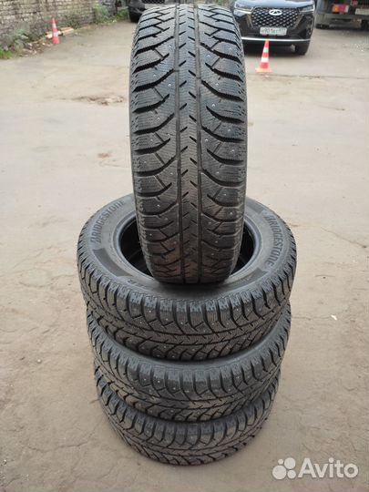 Bridgestone Ice Cruiser 7000 225/60 R17 99T