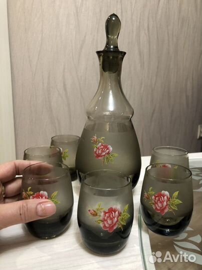 Графин со стопками под наливочку