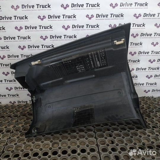 Крышка блока предохранителей Man Tga 18.430 D2066