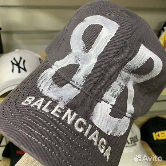 Бейсболка Balenciaga