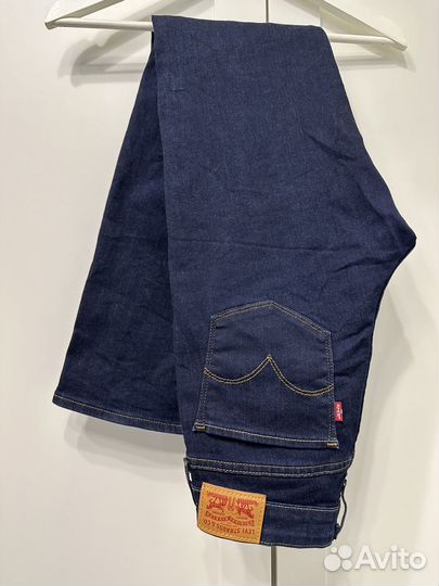 Джинсы levis 714 straight