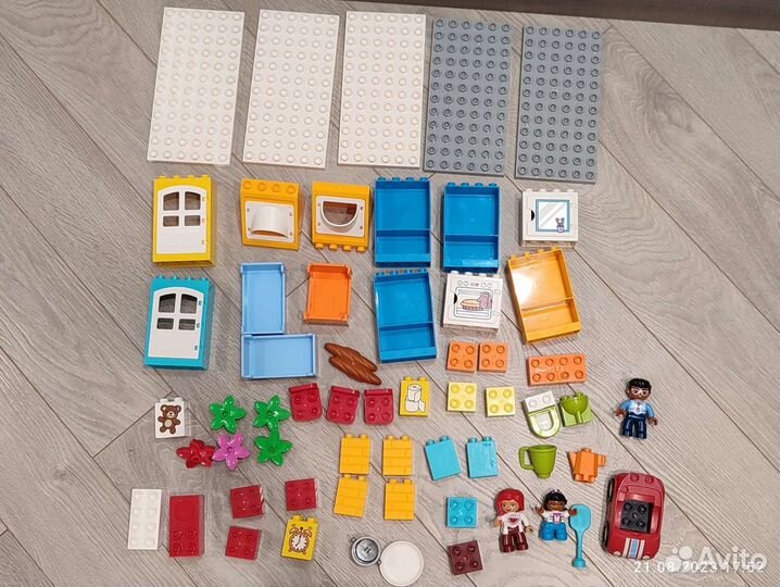 Конструктор lego duplo семейный дом + поезд