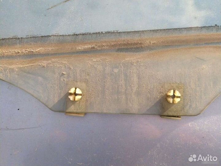 Стекло переднее левое Mazda 626 Ge лифтбек 2.0I