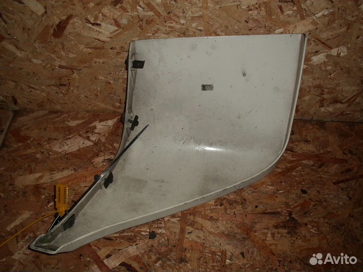 Обтекатель спойлера левый DAF XF105 1653701