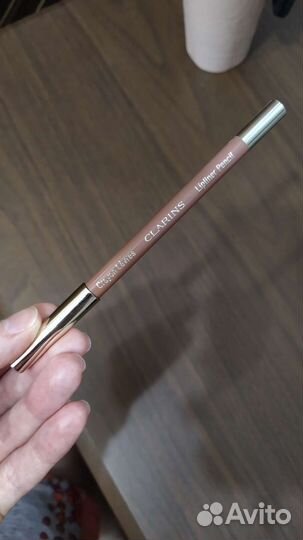 Clarins карандаш для губ