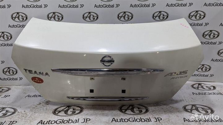 Крышка багажника Nissan Teana