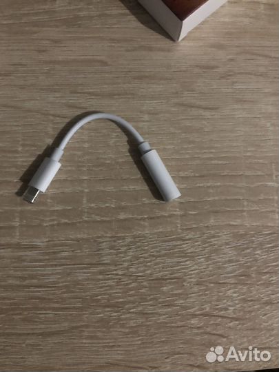 Переходник aux iPhone